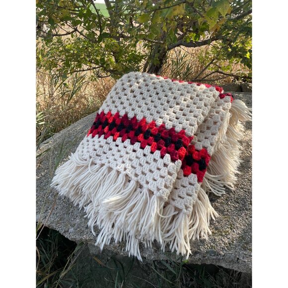 Vintage 1970s Large Granny Square Crochet Fringed Afghan Blanket - Picture 6 of 15